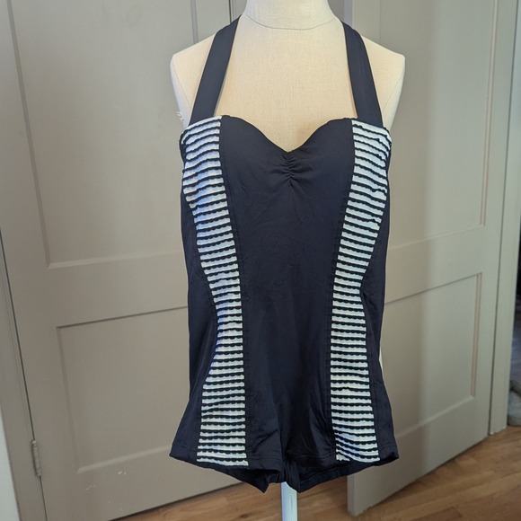 Seafolly Sorrento Boyleg Retro Swimsuit Pin Up Halter Stripe Black White Size 8 - Picture 5 of 8
